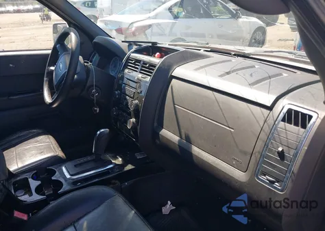 2010 Ford Escape Limited z USA, uszkodzony, nr VIN 1FMCU9EG6AKB42155